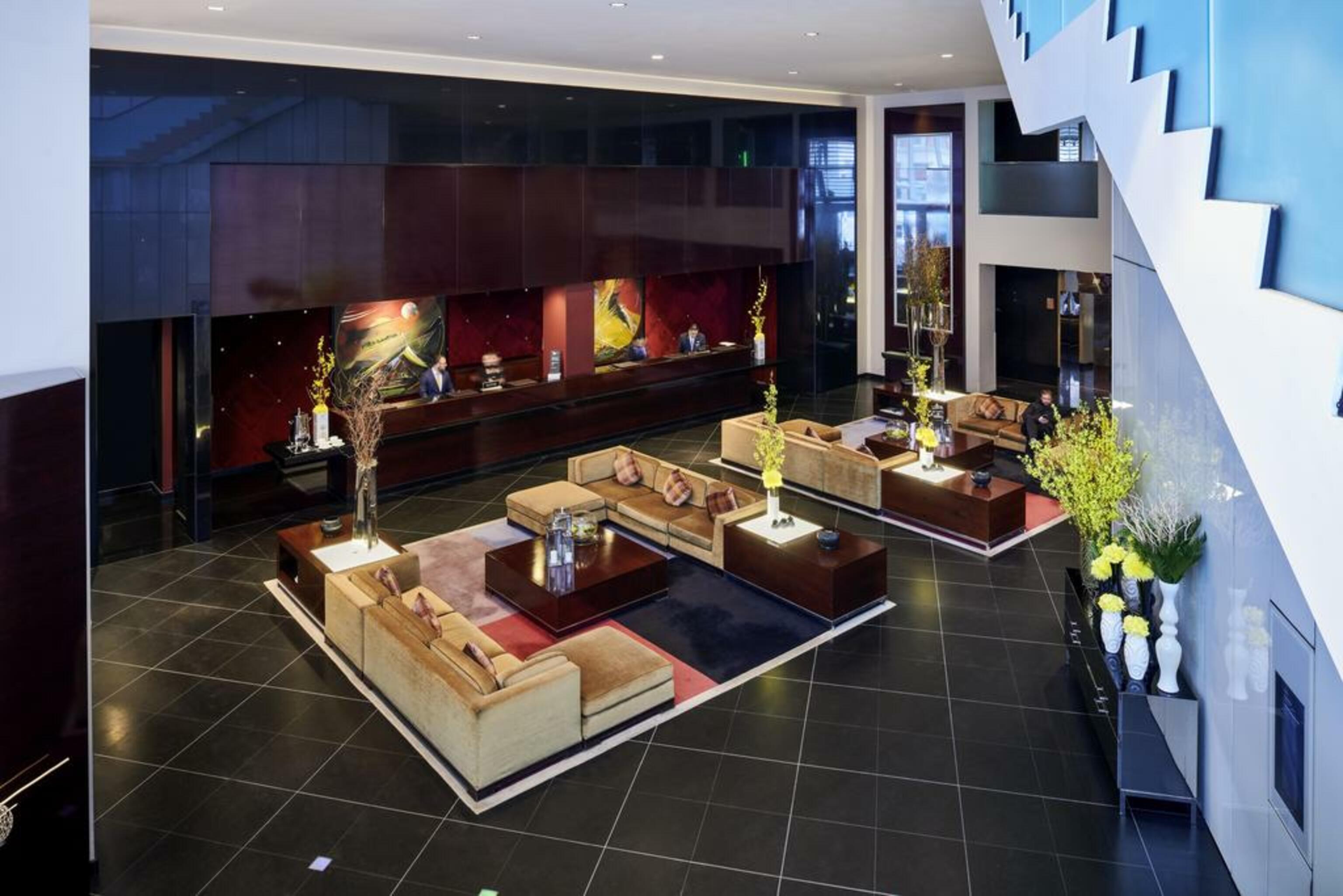 Отель Sofitel Chicago Magnificent Mile Экстерьер фото The lobby of the hotel