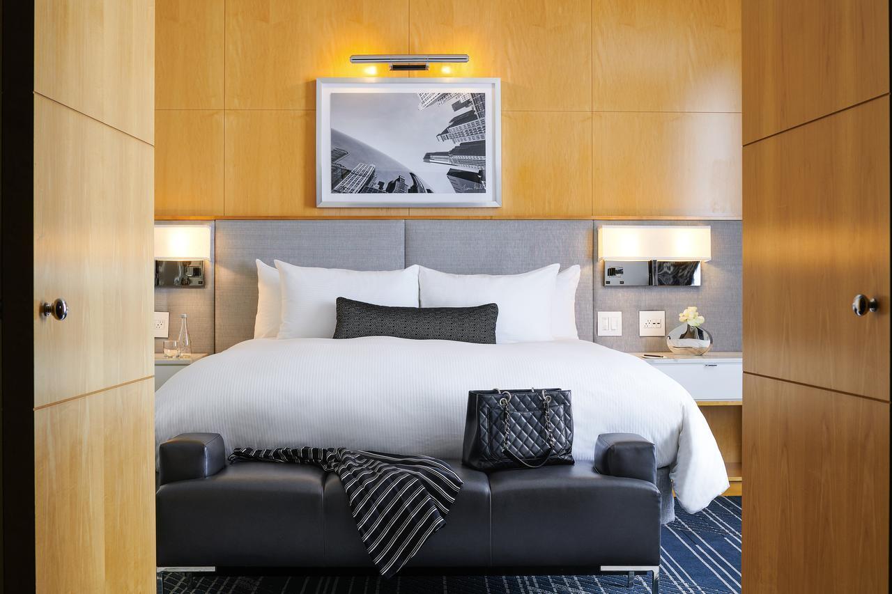 Отель Sofitel Chicago Magnificent Mile Экстерьер фото
